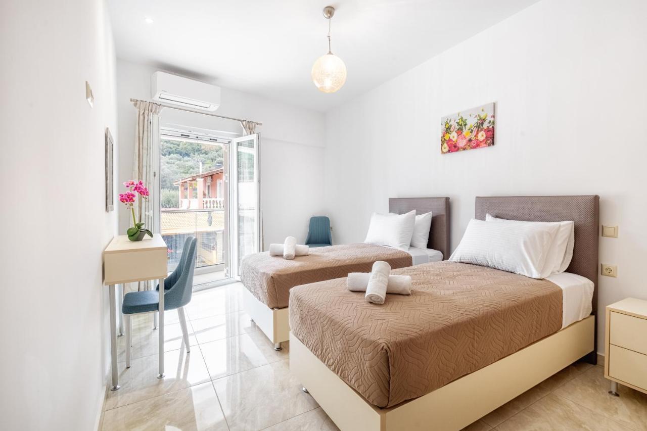 4You Luxury Apartments By Keyplanner Мораитика Экстерьер фото