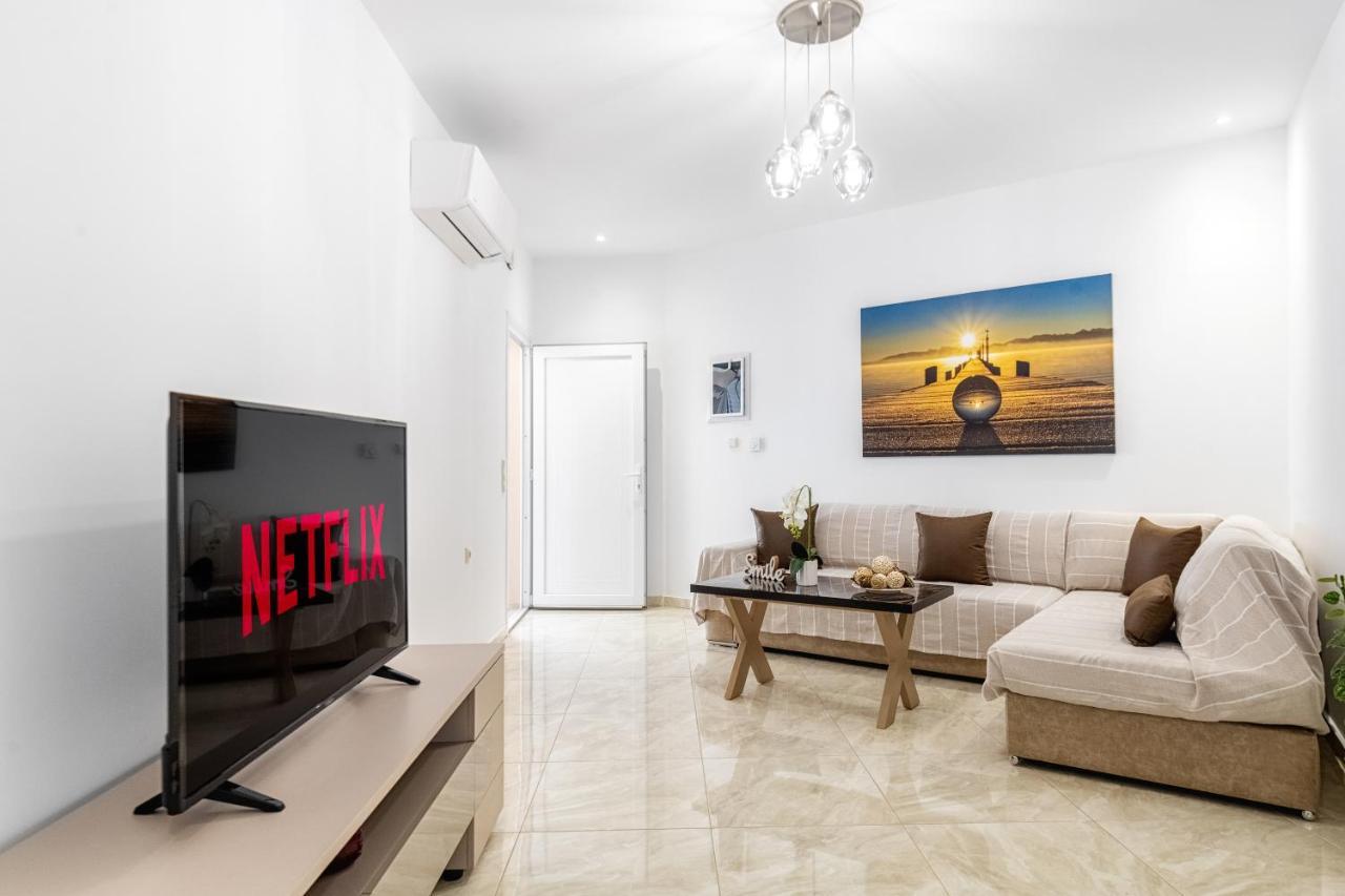 4You Luxury Apartments By Keyplanner Мораитика Экстерьер фото